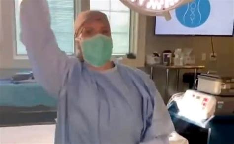 Cosmetic surgeon who streamed procedures on TikTok loses。